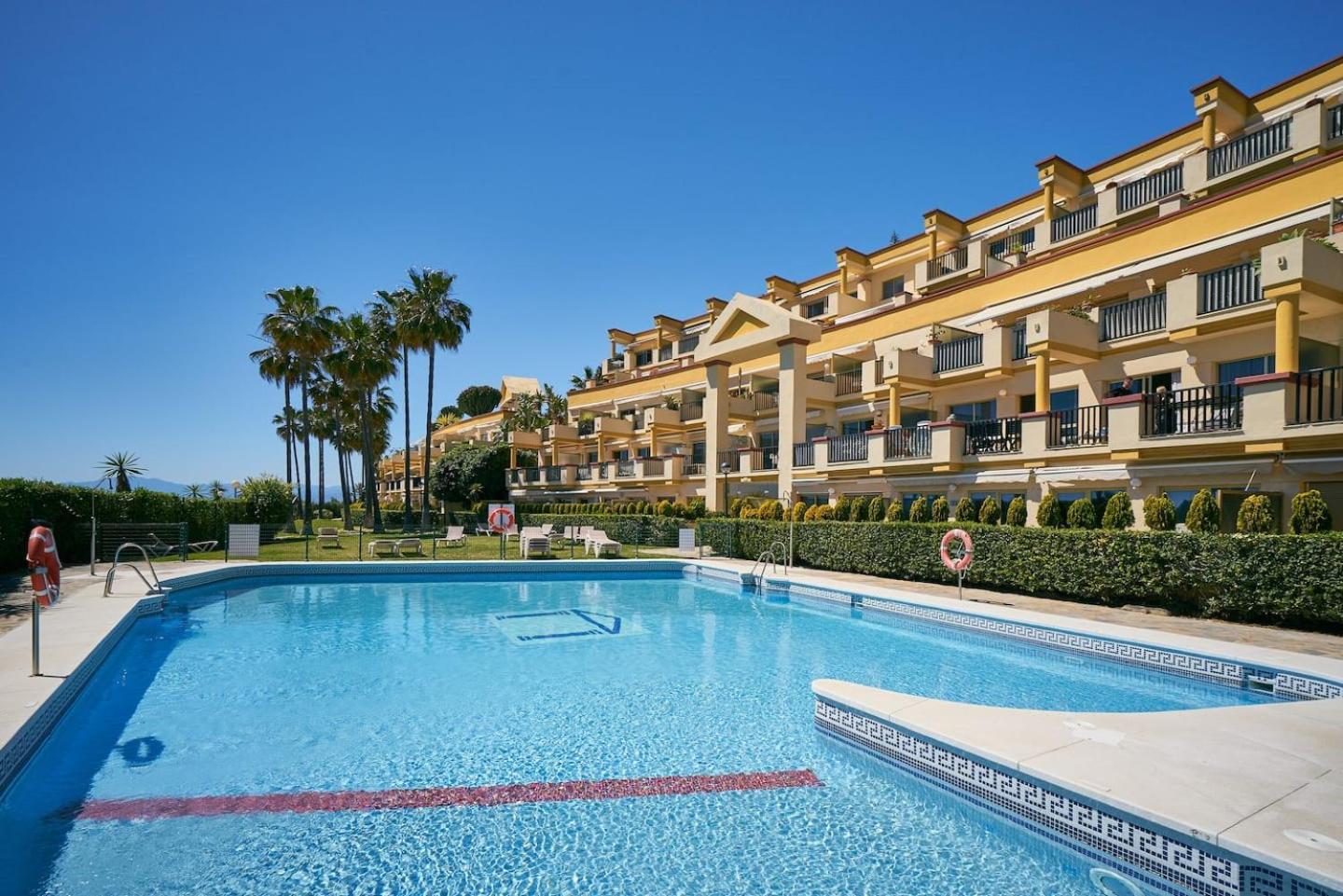 Oleholidays 201 Romana Playa Junto Al Mar Appartement Marbellac